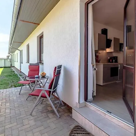 Schoene Am Lobber Deich Kwatera prywatna Lobbe